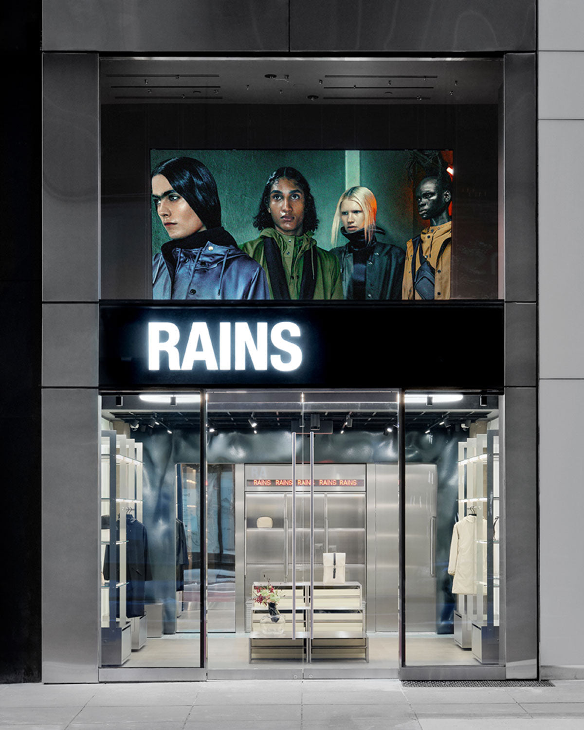 src_rains-dk_MediaImage_50231144972635