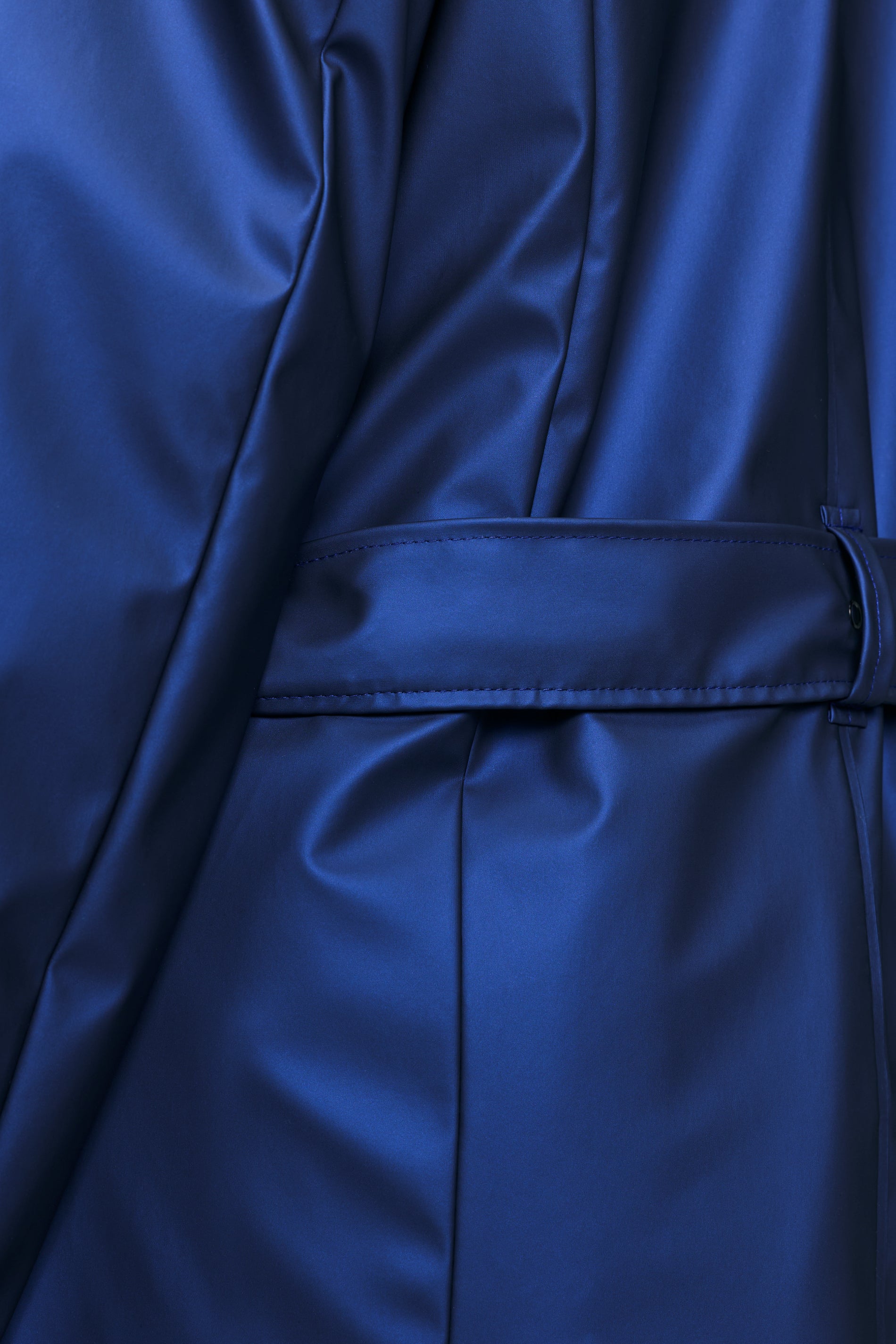 RAINS Curve Long Jacket
 Lucid Jacket